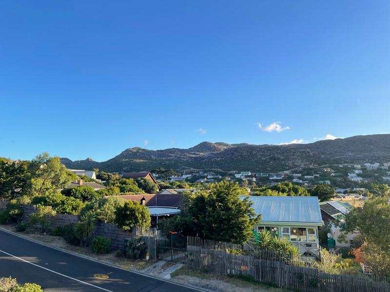 5 Bedroom Property for Sale in Capri Western Cape